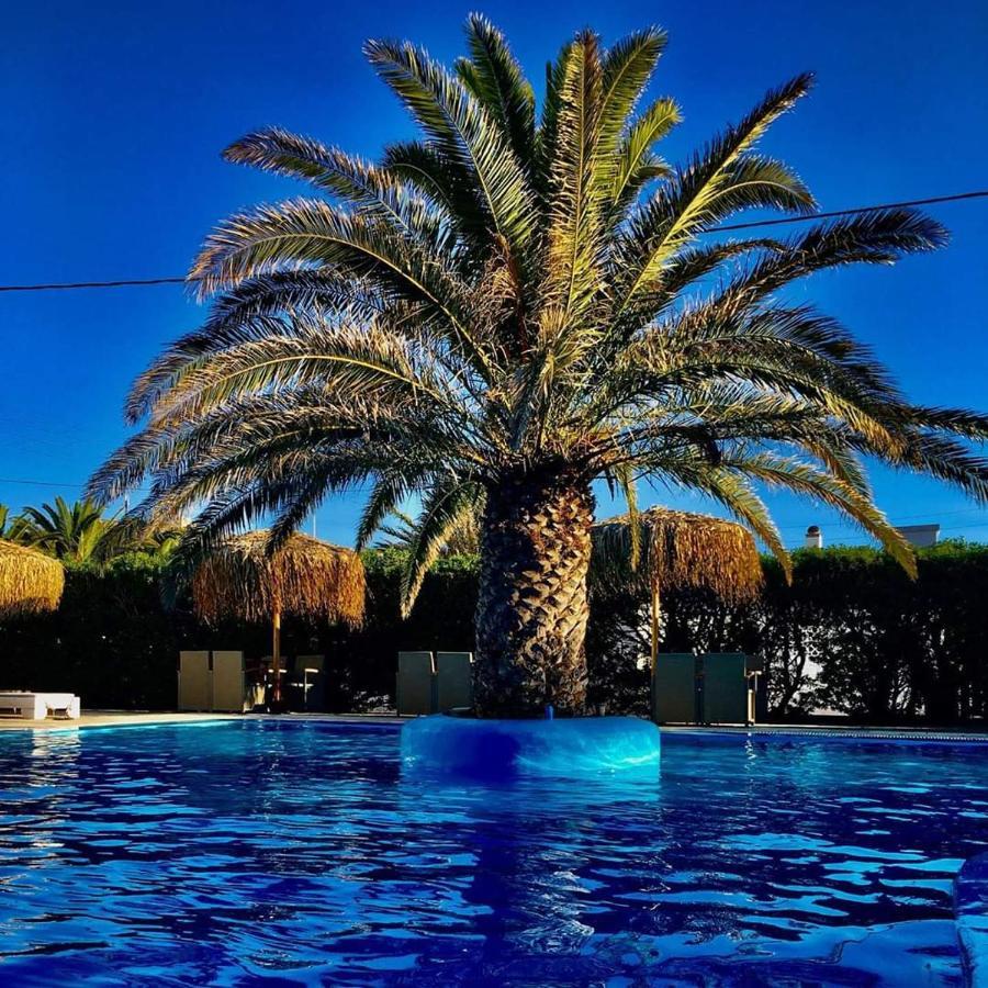 Amfitrion Hotel Vari  Bagian luar foto